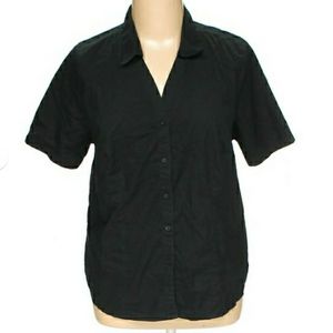 Short-sleeved Button-down top